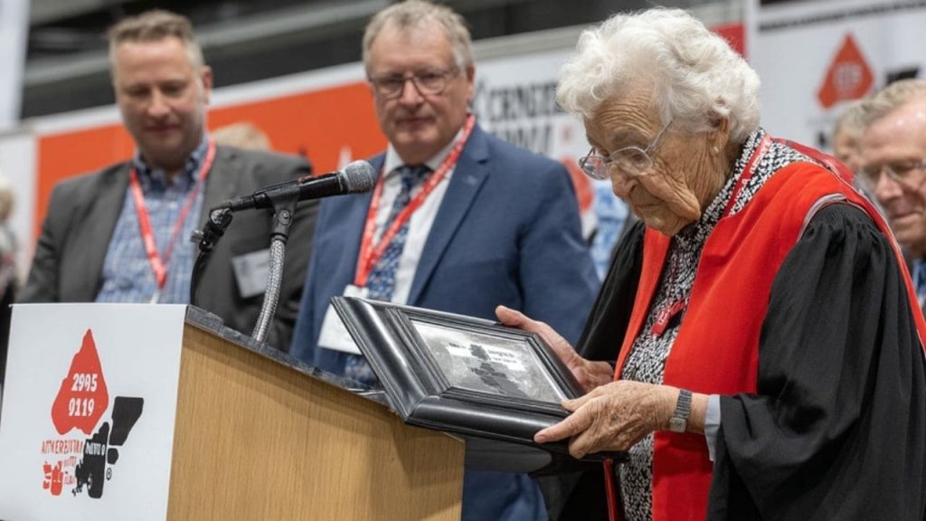 Honorary Professor Parallels in Their CSU Honor