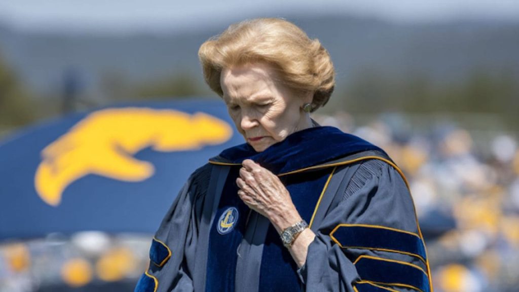 Your Timeline to Earning an Honorary Doctorate Honoris Causa