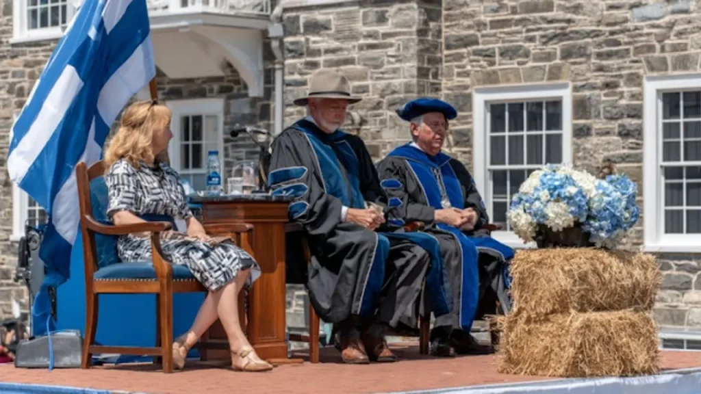 Your Steps to Apply for an Honorary Doctorate 1